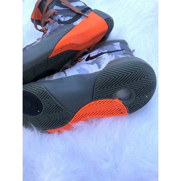 Nike Hyperdunk 2015 Team Basketball Shoe Size 6Y - Picture 8 of 10